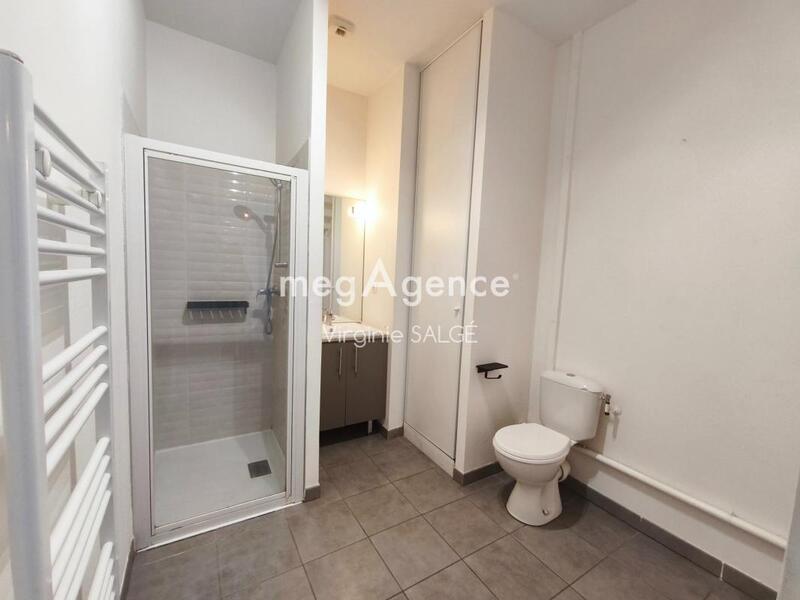 Appartement - 84 m² - 3 pièces