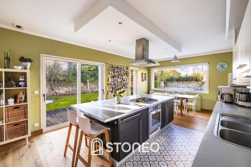 Maison ancienne - 204 m² - 7 pièces