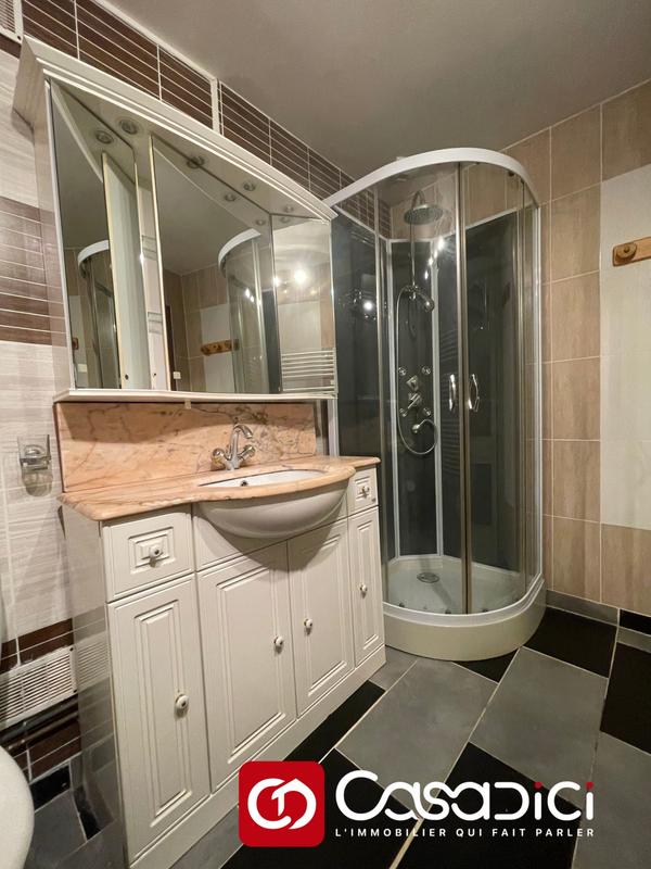 Maison - 61 m² - 2 pièces