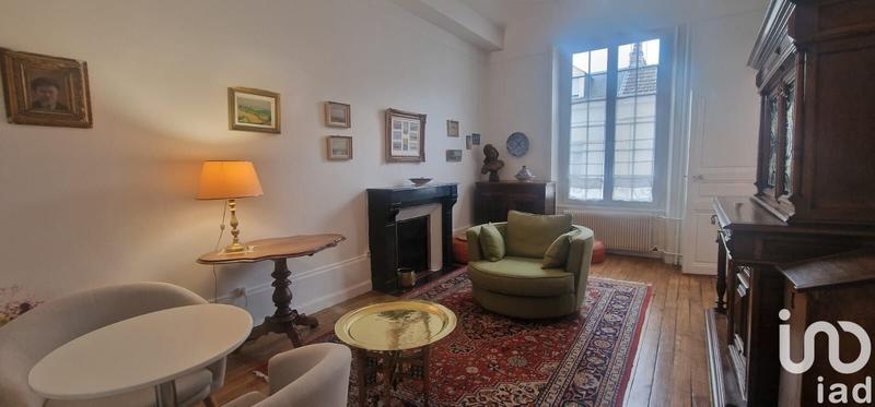 Maison de ville - 250 m² - 11 pièces