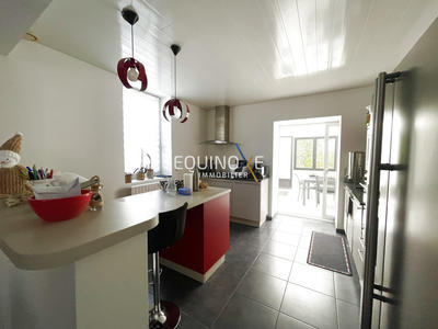 Villa - 188 m² - 9 pièces