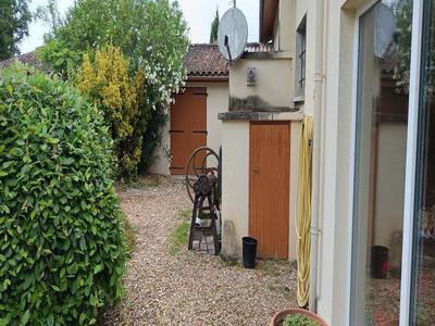 Propriété - 167 m² - 10 pièces