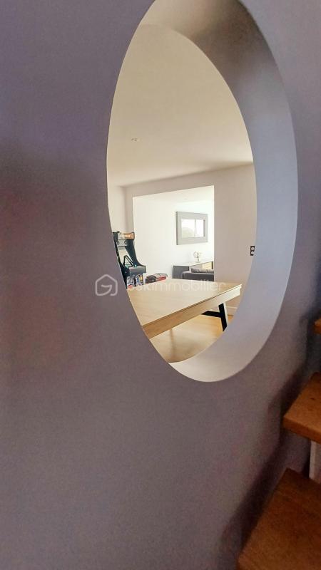 Demeure - 300 m² - 10 pièces