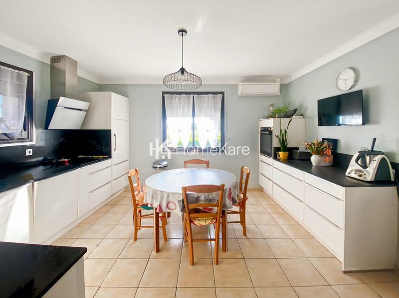 Maison - 150 m² - 5 pièces