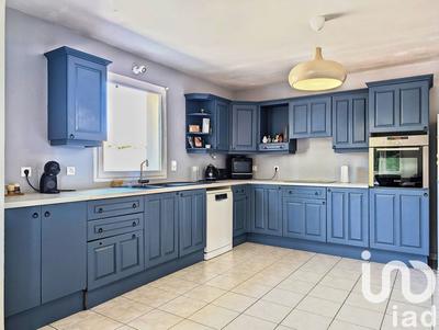 Maison - 145 m² - 9 pièces