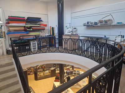 Local commercial - 242 m² - 4 pièces