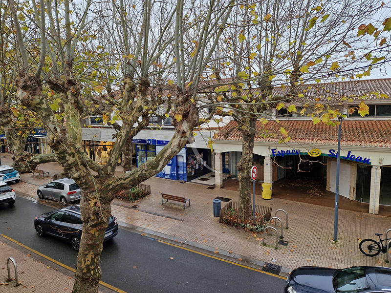 Appartement - 81 m² - 3 pièces