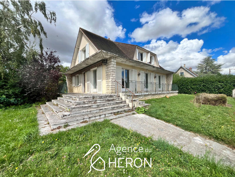 Maison - 137 m² - 7 pièces