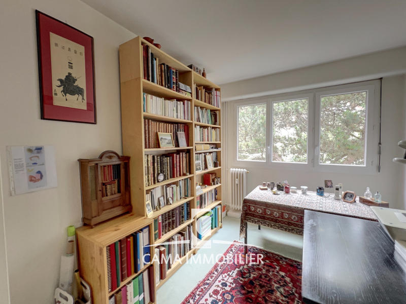 Appartement - 139 m² - 6 pièces