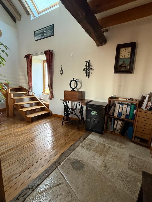 Maison de campagne - 238 m² - 8 pièces