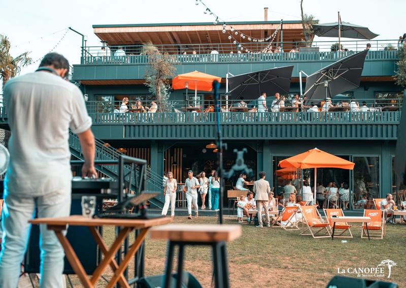 Opening rooftop, à la Canopée