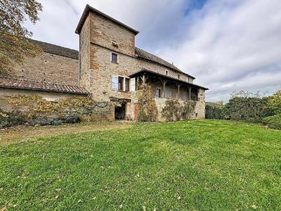 Maison - 158 m² - 8 pièces