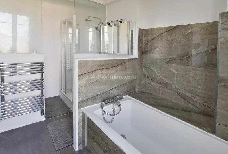 Maison - 172 m² - 7 pièces