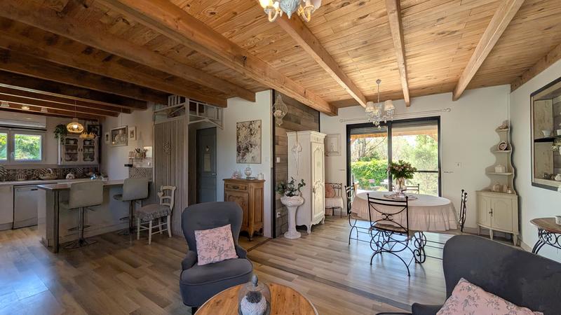 Villa - 200 m² - 7 pièces