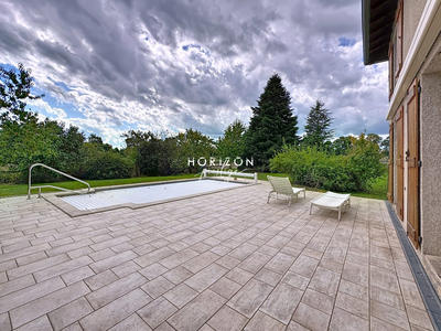 Ferme - 334 m² - 7 pièces