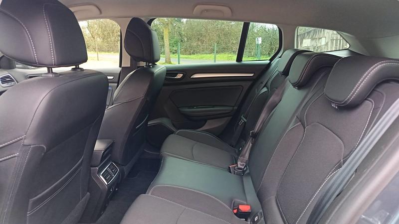 Renault Mégane Estate 1.6 E-Tech 160 Hybride Edc Intens - Garantie constructeur Automatique