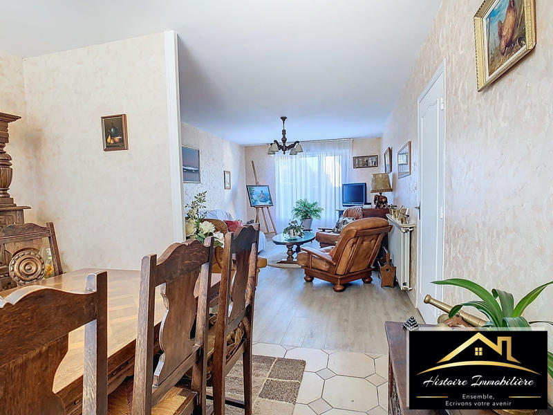 Maison - 95 m² - 5 pièces