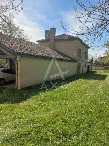 Maison de village - 120 m² - 7 pièces