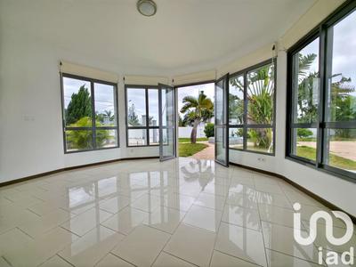 Maison - 180 m² - 5 pièces