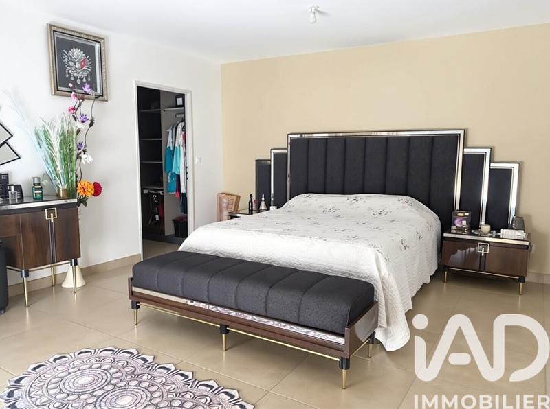 Maison - 178 m² - 5 pièces