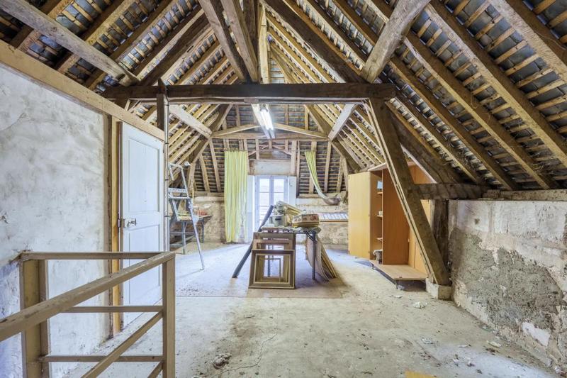 Maison - 240 m² - 10 pièces