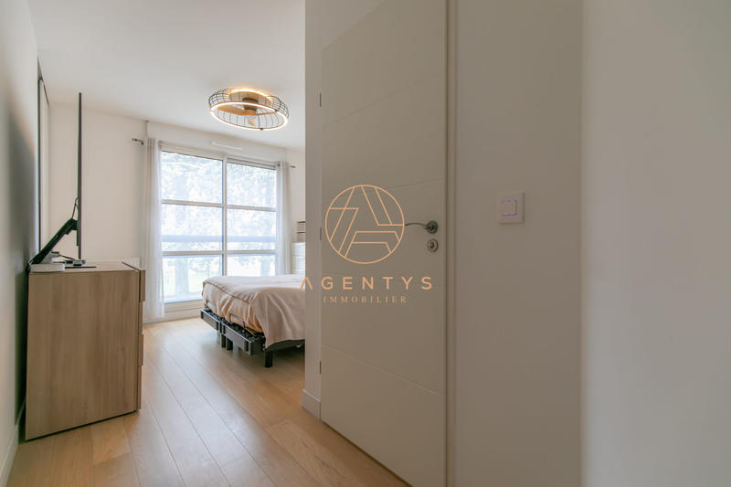 Appartement - 91 m² - 5 pièces