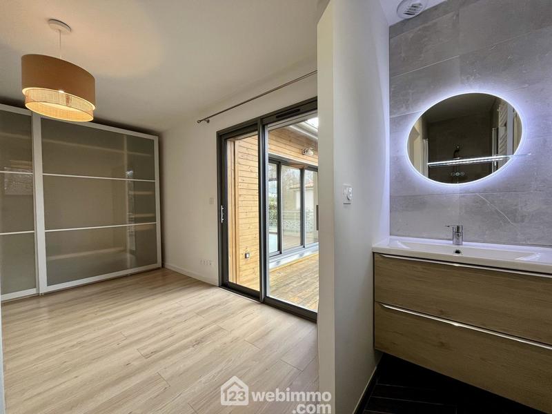 Maison - 98 m² - 4 pièces