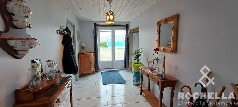 Maison ancienne - 470 m² - 8 pièces