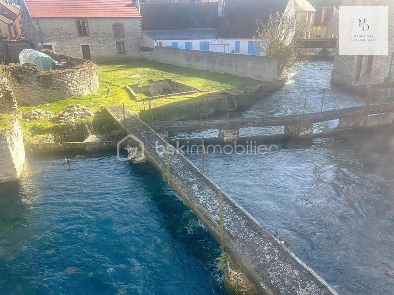 Propriété - 300 m² - 7 pièces