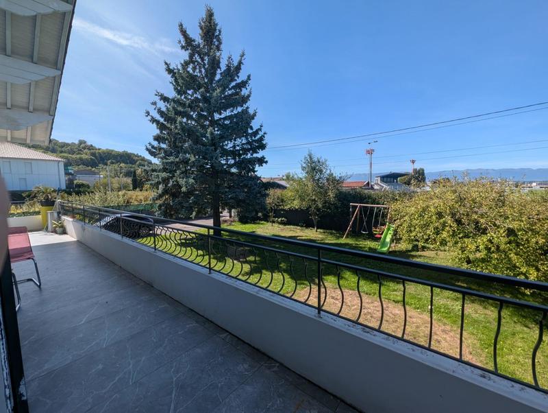 Maison traditionnelle - 145 m² - 7 pièces