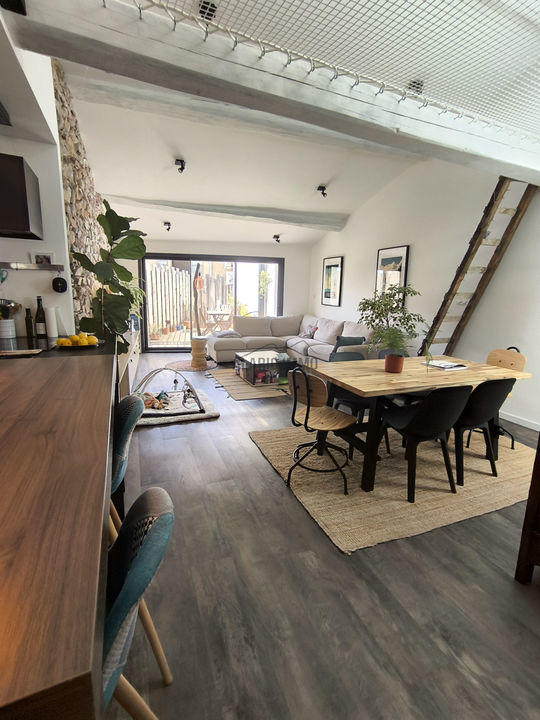 Maison - 175 m² - 7 pièces