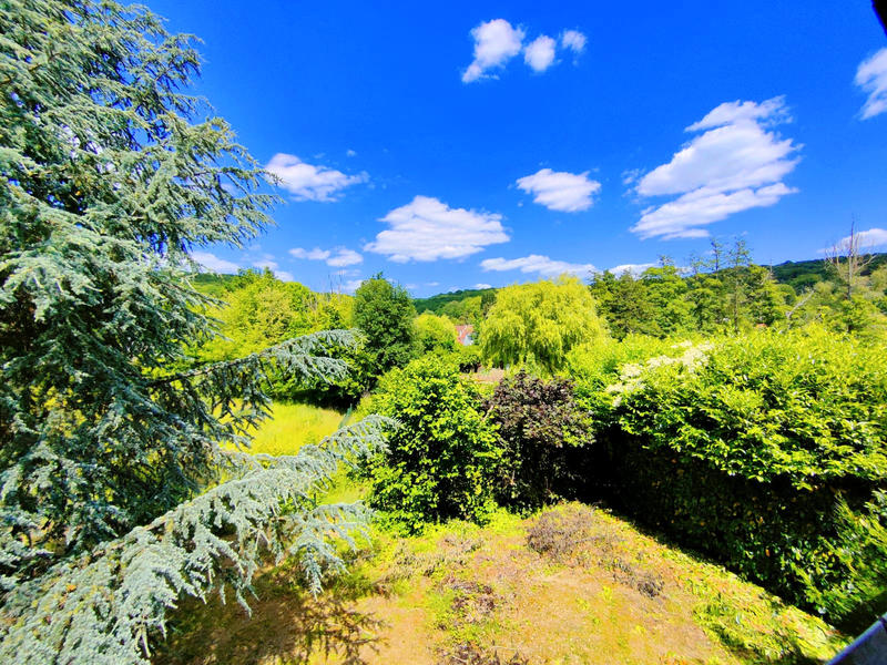 Maison - 167 m² - 8 pièces