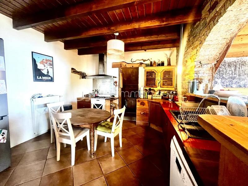 Châlet - 204 m² - 5 pièces