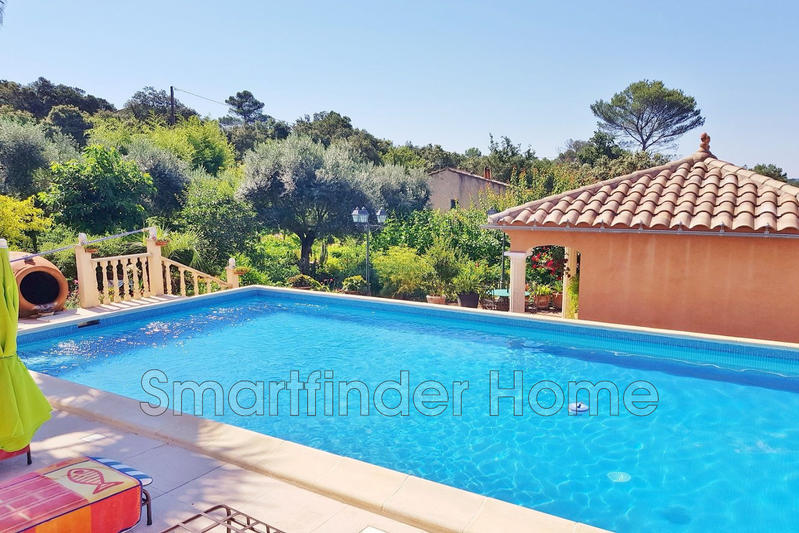 Maison - 272 m² - 8 pièces