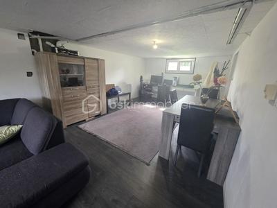 Maison traditionnelle - 143 m² - 5 pièces