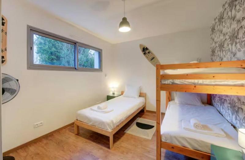 Maison - 280 m² - 7 pièces