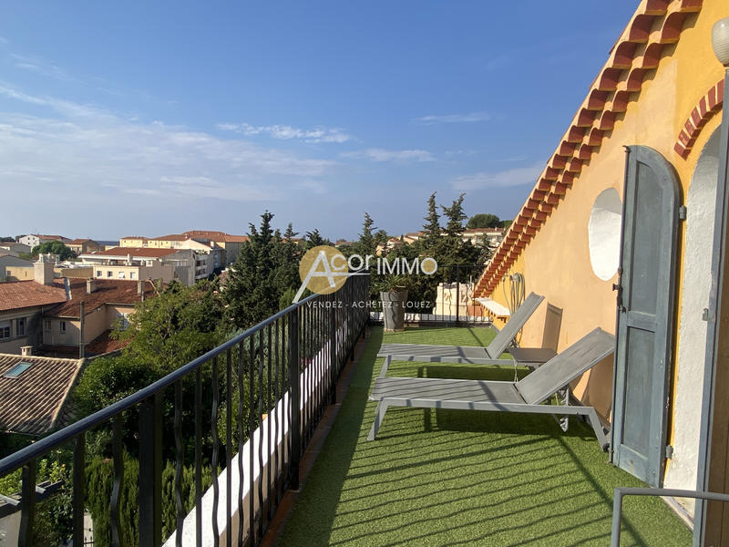 Maison - 250 m² - 8 pièces