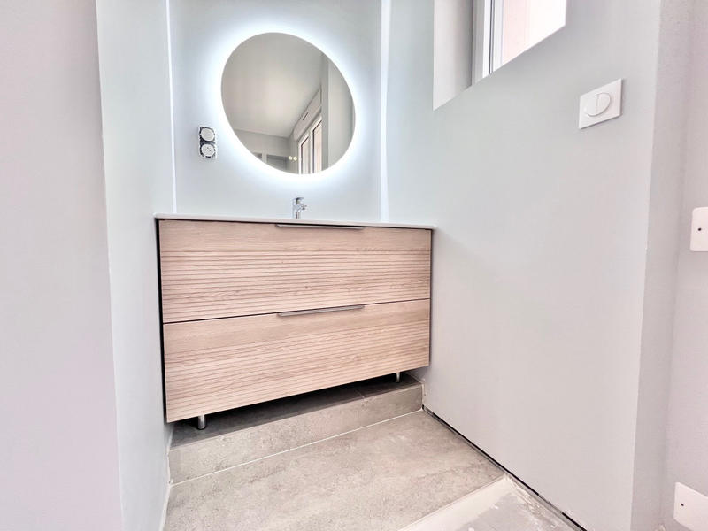 Appartement - 80 m² - 4 pièces