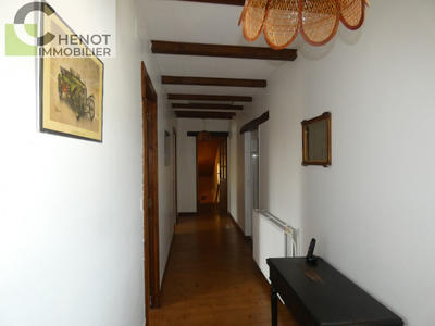 Maison - 170 m² - 6 pièces