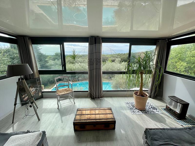 Maison - 152 m² - 6 pièces