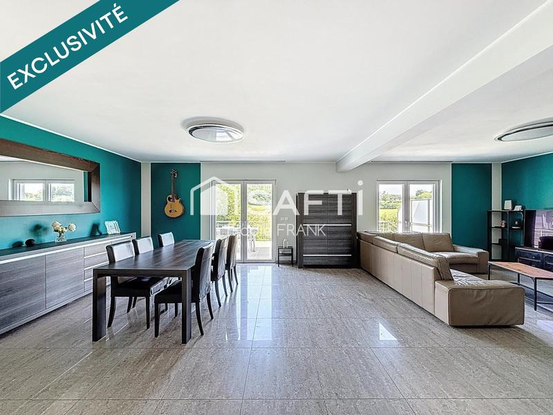 Maison - 259 m² - 9 pièces