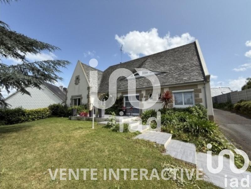 Maison - 214 m² - 7 pièces