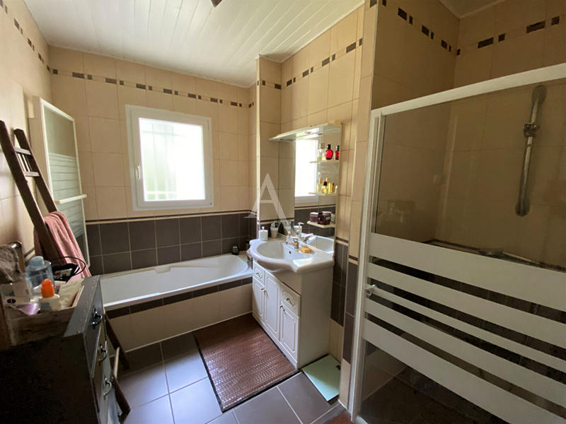 Maison - 120 m² - 5 pièces