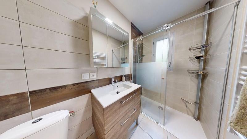 Maison - 99 m² - 4 pièces