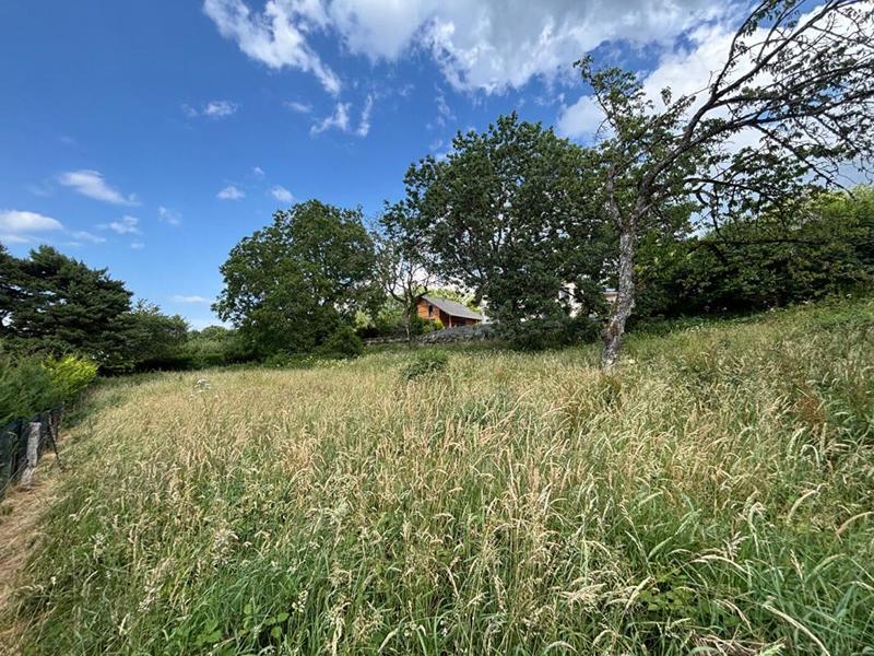 Terrain constructible - 1 922 m²