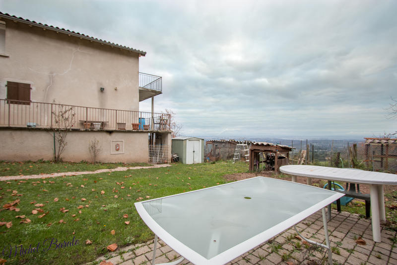 Appartement - 108 m² - 6 pièces