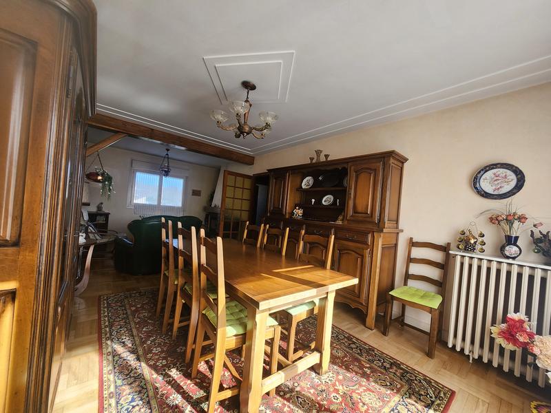 Maison - 110 m² - 5 pièces