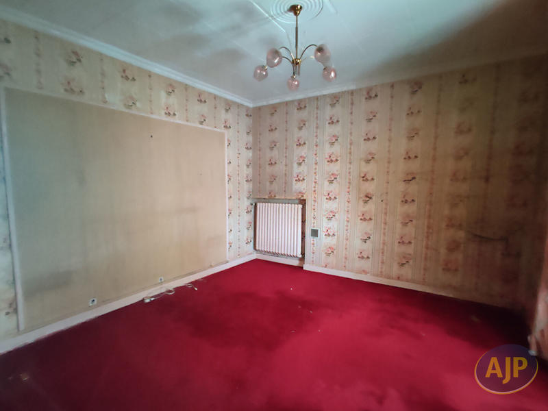 Maison - 160 m² - 8 pièces