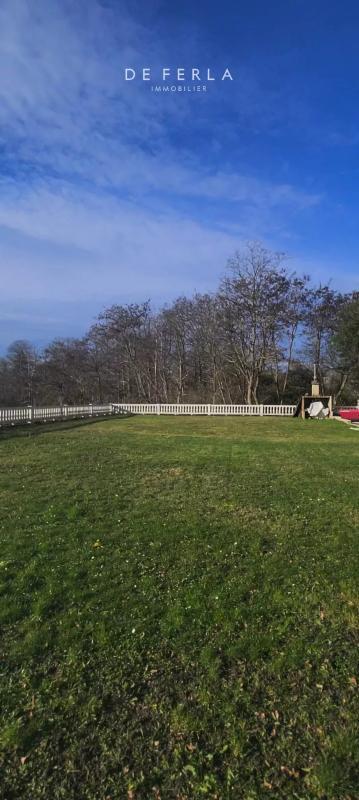 Immeuble - 1 500 m² - 15 pièces