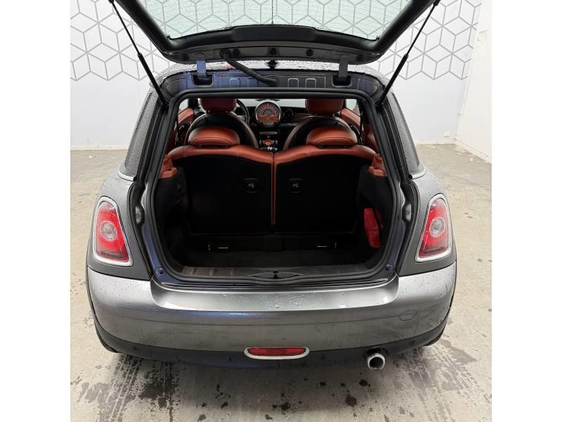 Mini Mini Hatch 1.6i - 120 Cooper Pack Chili